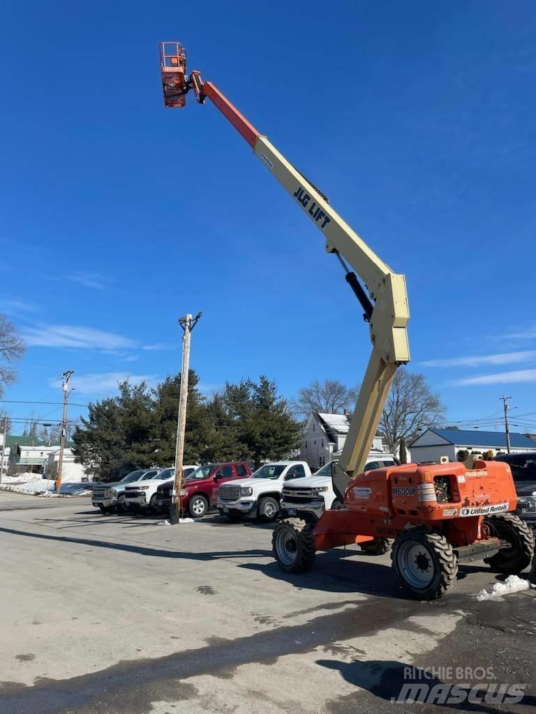 JLG M-600-JP Alkūniniai keltuvai