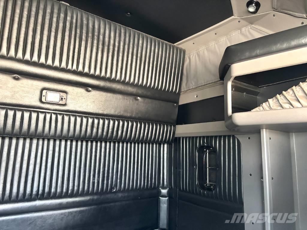 Kenworth T 800 Naudoti vilkikai