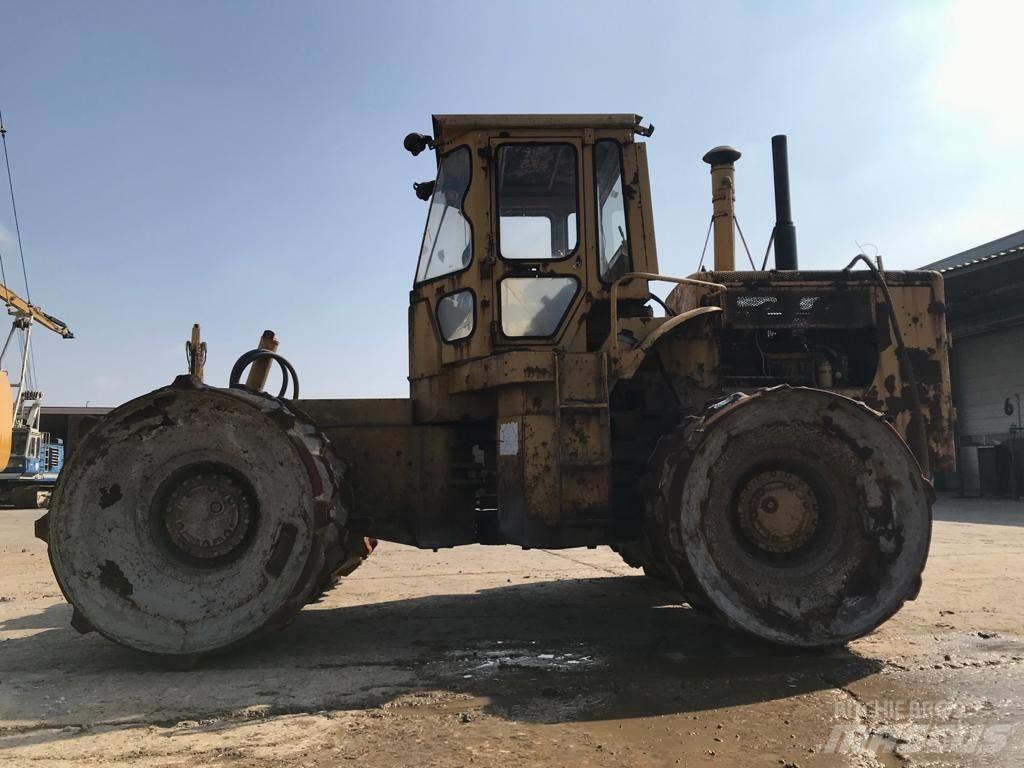 CAT 815 Gruntiniai volai