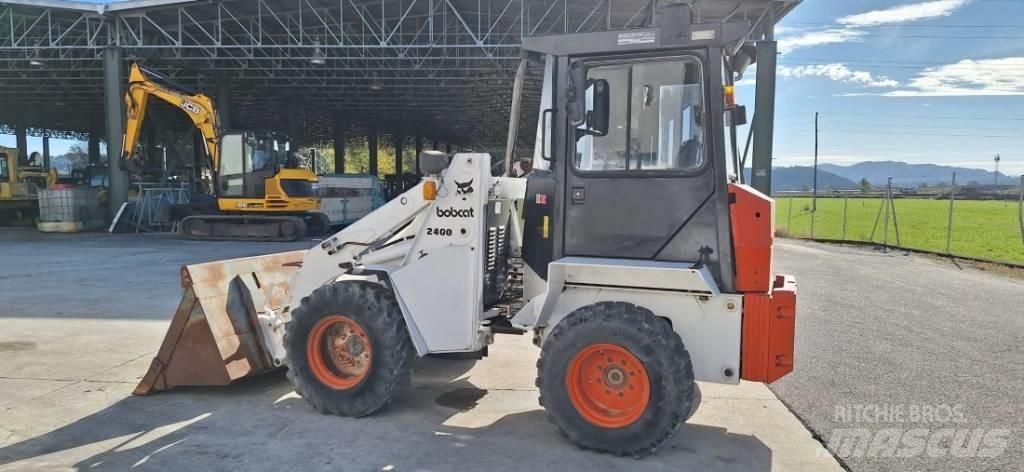 Bobcat 2400 Naudoti ratiniai krautuvai