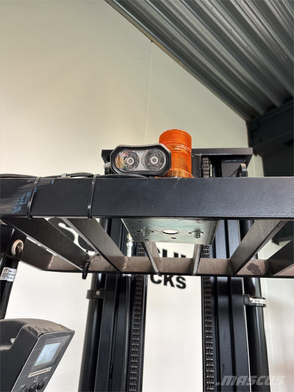 Mitsubishi SBR16N Savaeigiai rietuvai