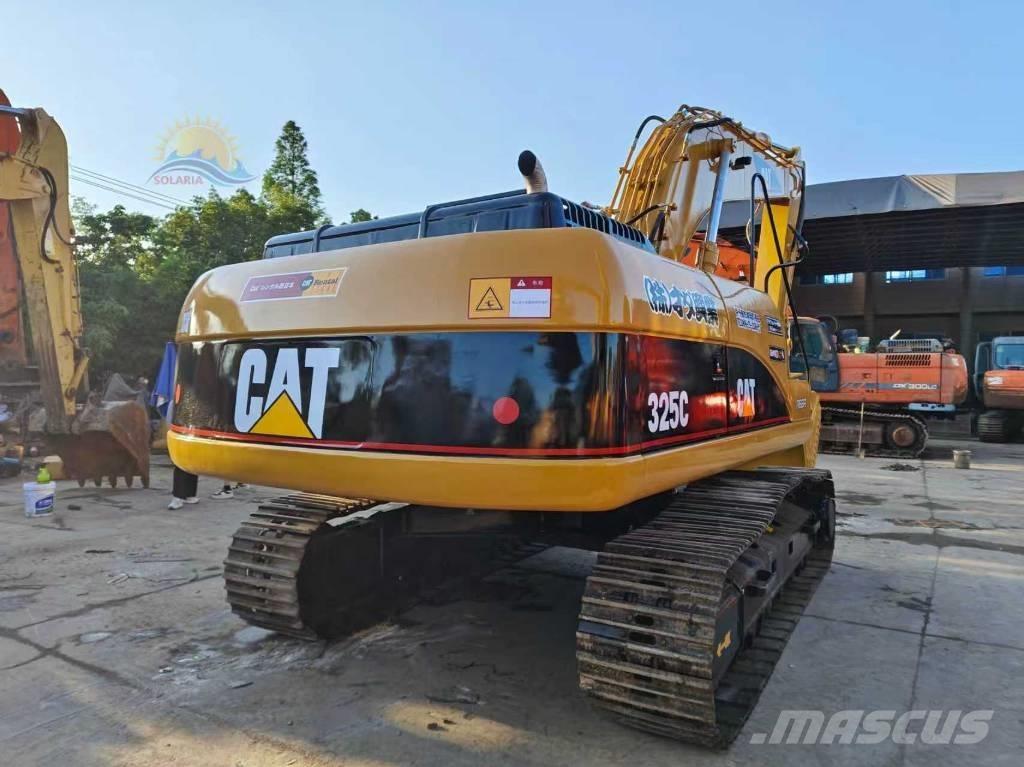 CAT 325 C Vikšriniai ekskavatoriai