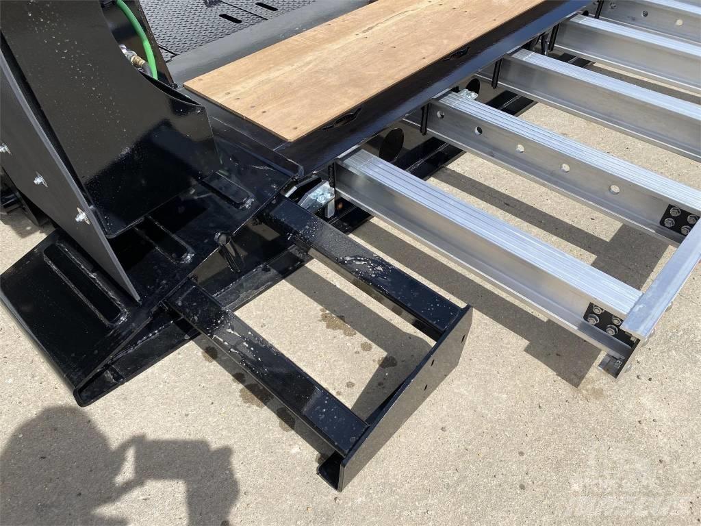 Jet TRI AXLE DETACH Mažų aukščių krautuvai