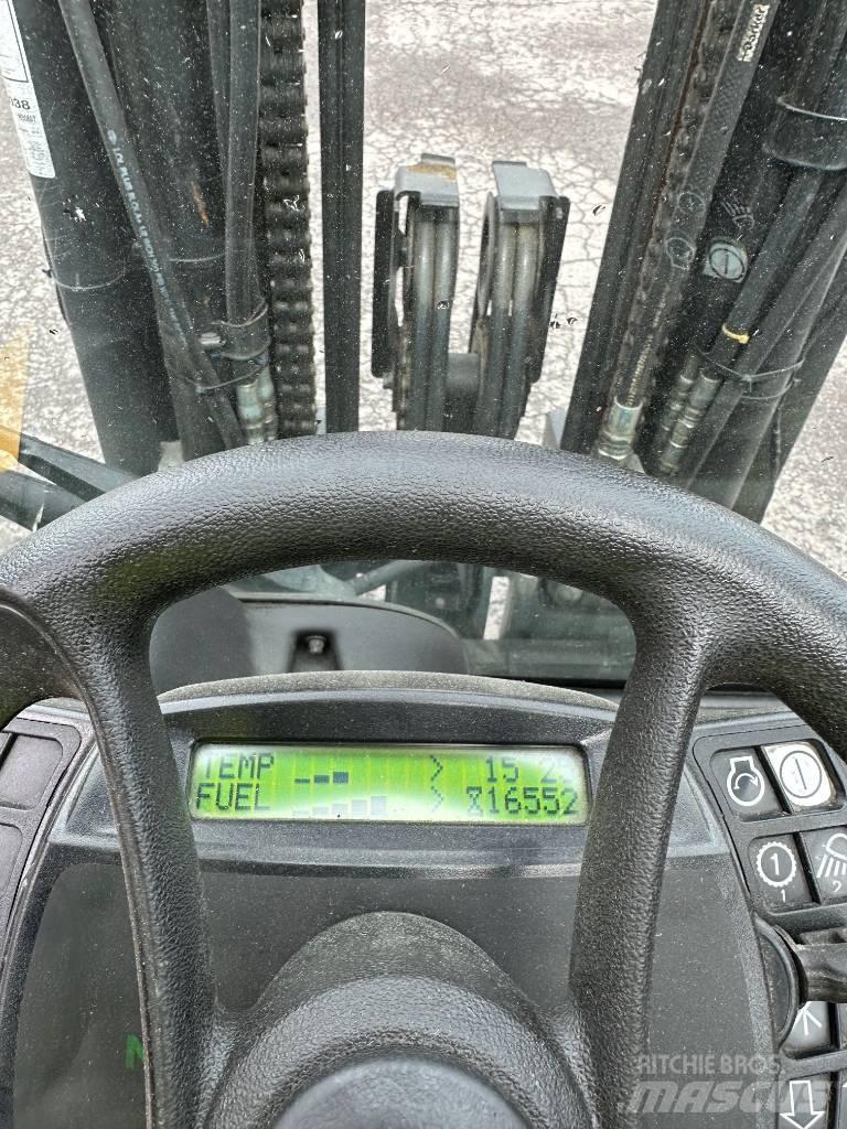 Yale GDP 55 VX Dyzeliniai krautuvai
