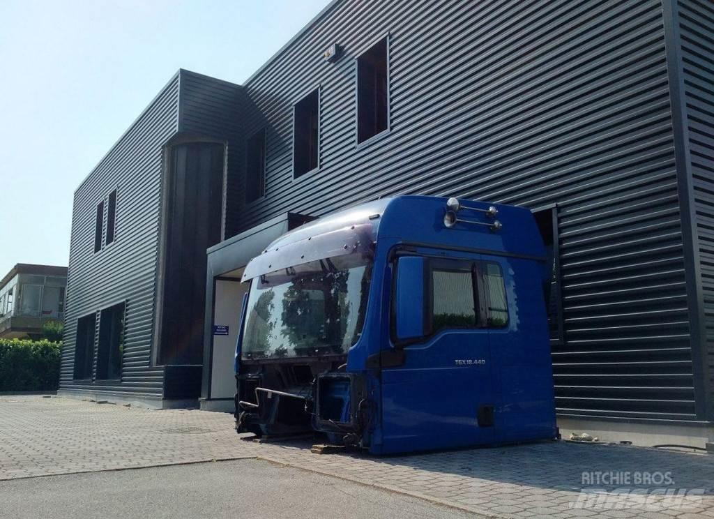 MAN TGX XLX EURO 5 Kabinos ir salonai
