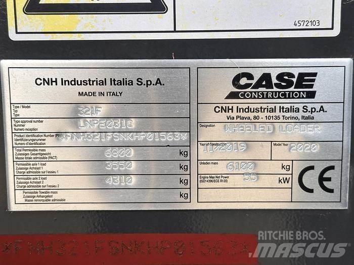 CASE 321F Naudoti ratiniai krautuvai