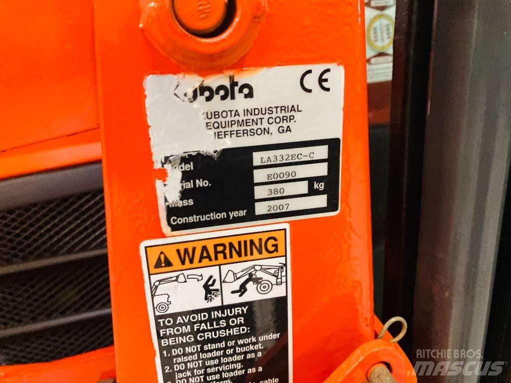 Kubota B2530 Naudoti kompaktiški traktoriai