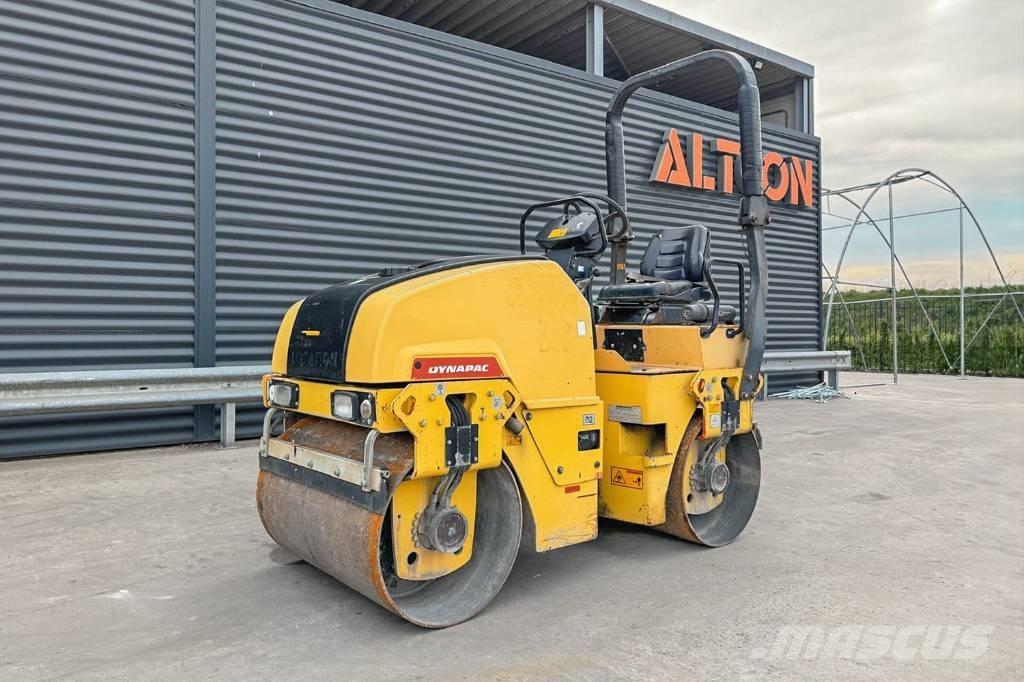 Dynapac CC1100 Porinių būgnų volai