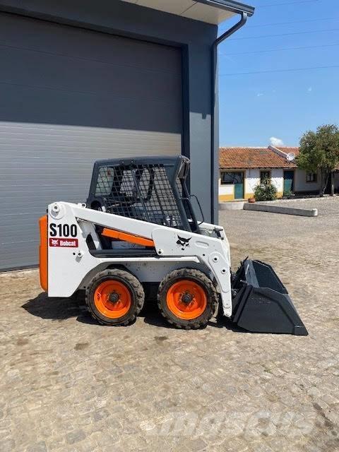 Bobcat S 100 Krautuvai su šoniniu pasukimu