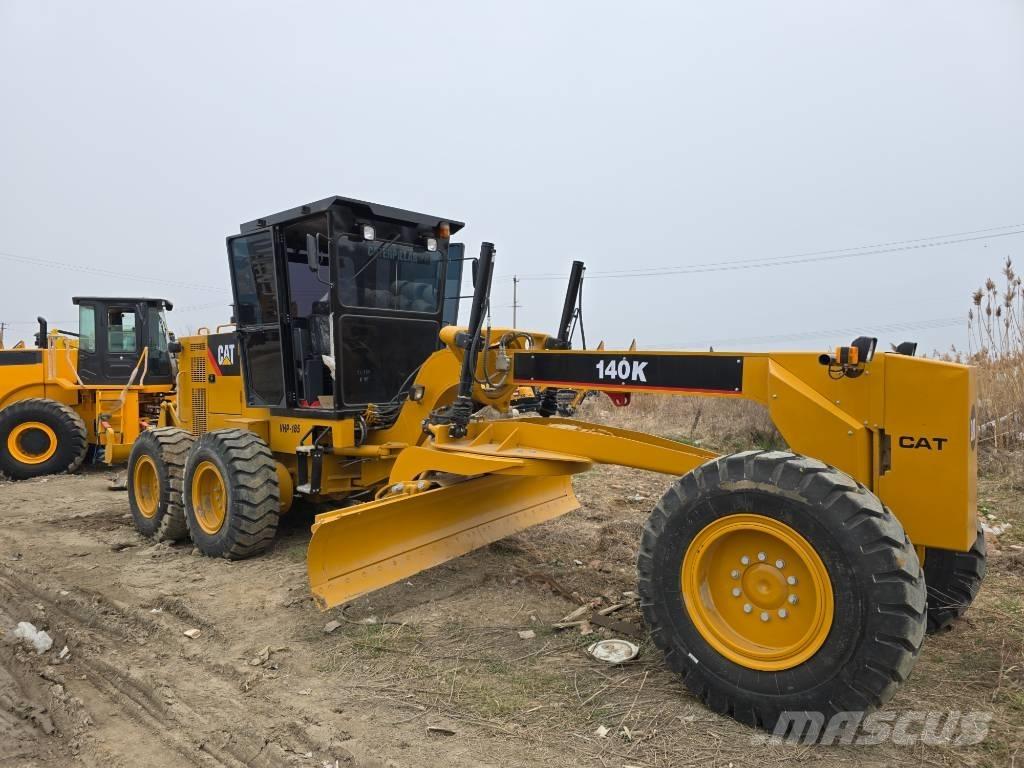 CAT 140K Greideriai