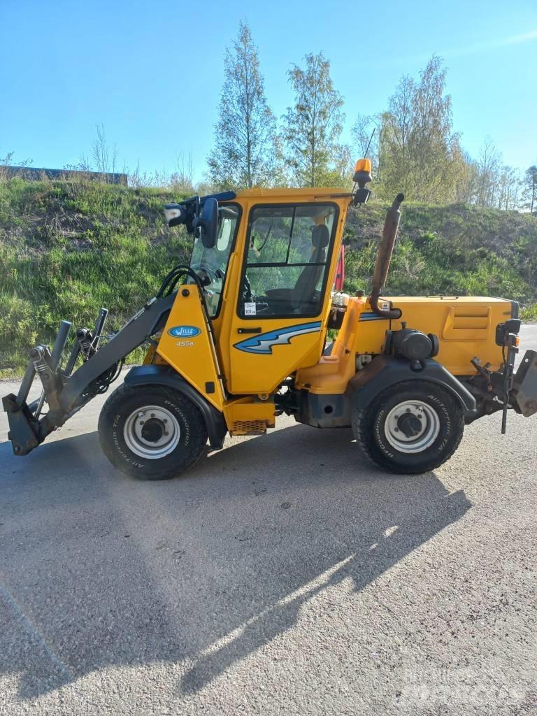 Wille 455 B Naudoti kompaktiški traktoriai