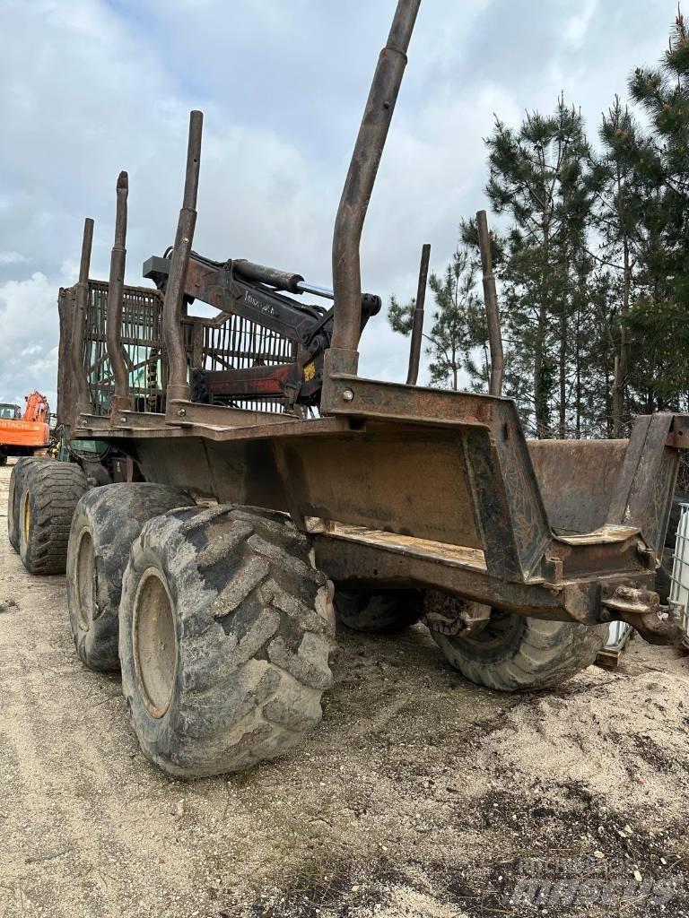 Timberjack 1210 B Naudoti miškovežiai (Forvarderiai)