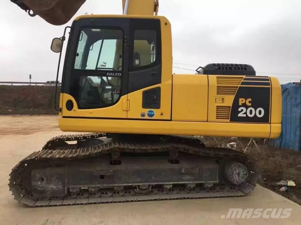Komatsu pc200-8 Vikšriniai ekskavatoriai