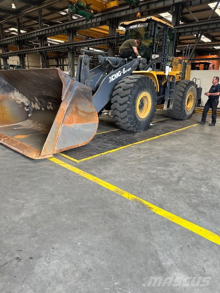 XCMG LW 700 KN Naudoti ratiniai krautuvai