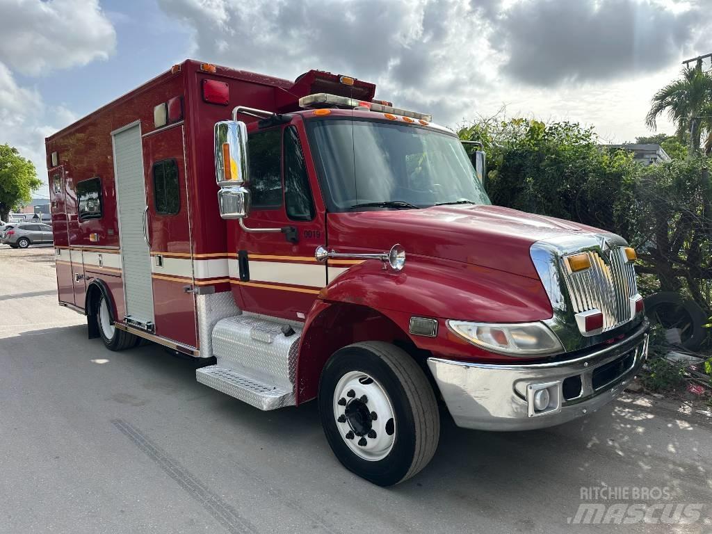 International 4300 Greitosios pagalbos automobilis