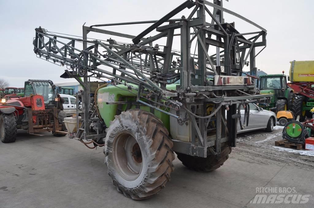  Technoma 2500 Prikabinami purkštuvai