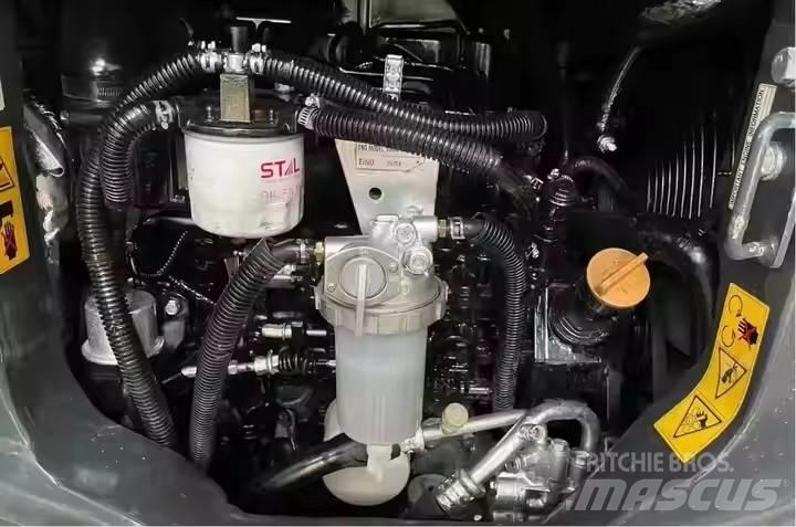 Komatsu PC35MR Vikšriniai ekskavatoriai