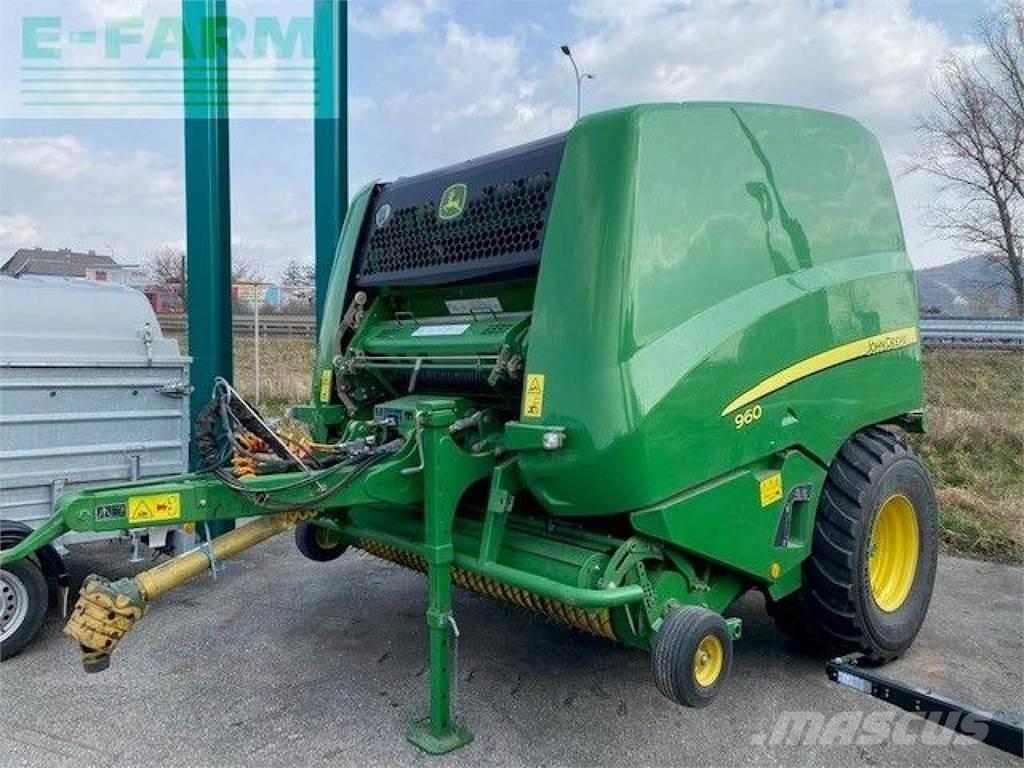 John Deere 960 Stačiakampių ryšulių presai
