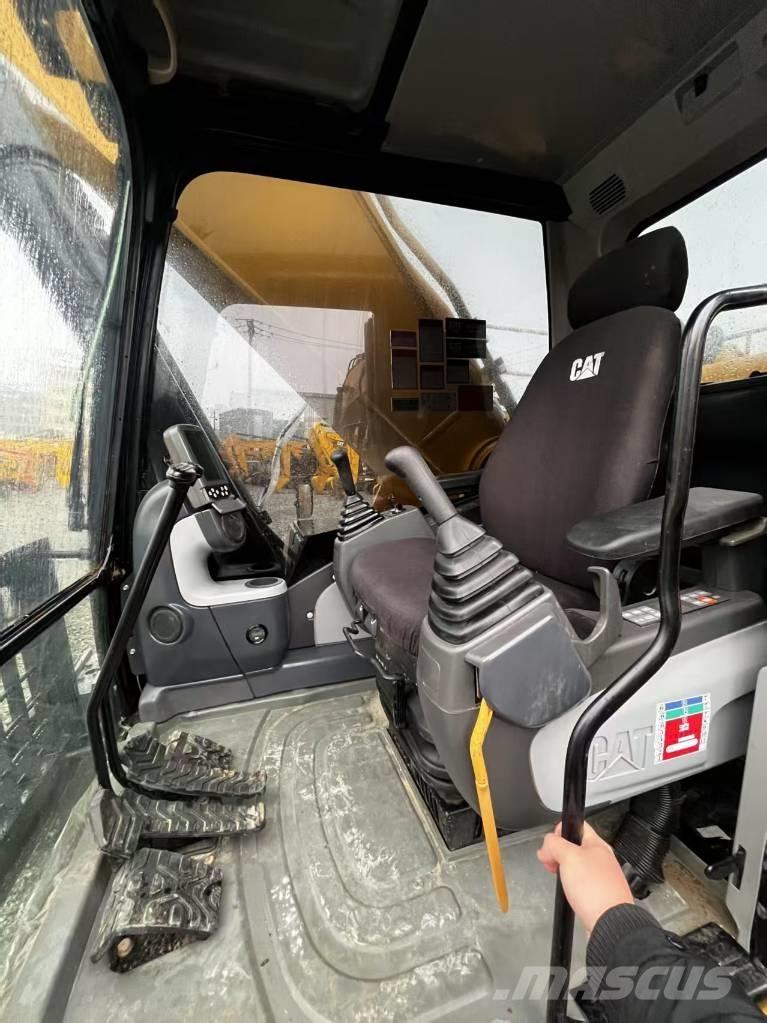 CAT 349 D2 Vikšriniai ekskavatoriai