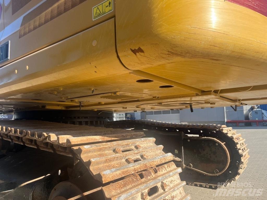 CAT 330 - 330 Next Gen Vikšriniai ekskavatoriai