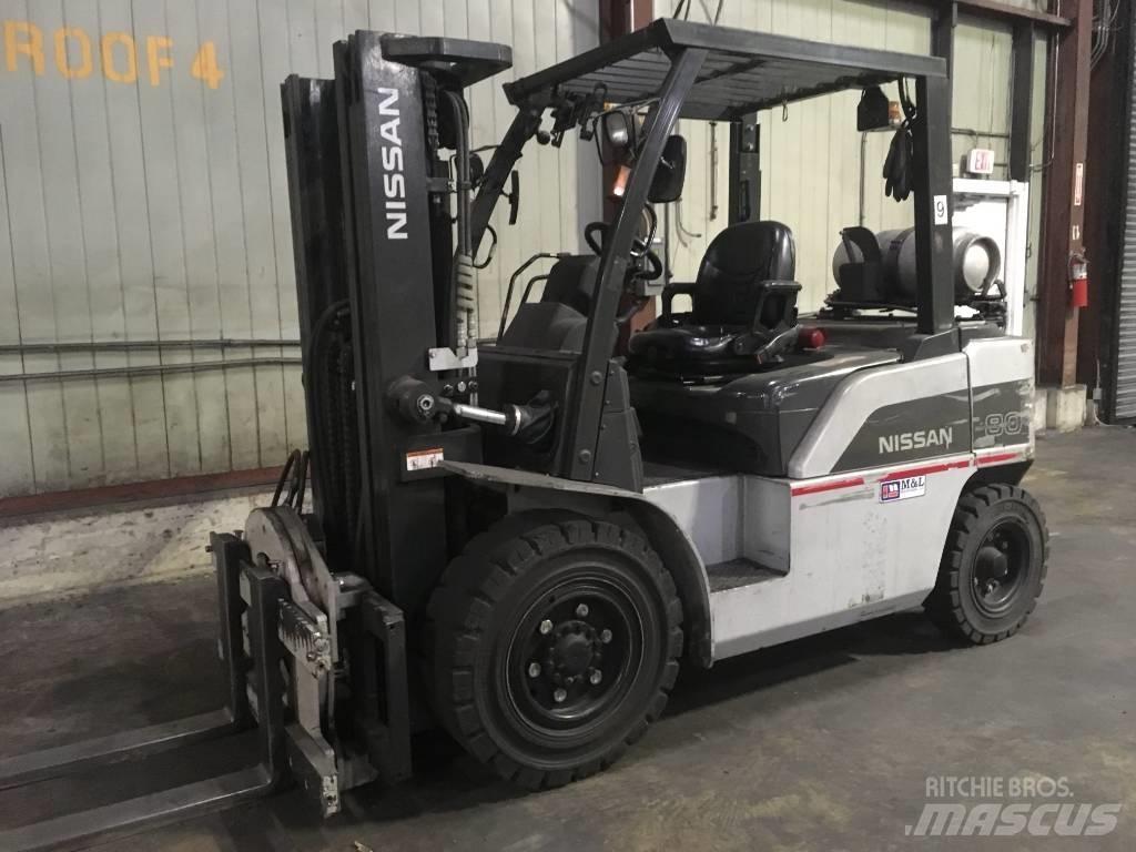 Nissan 80 Šakiniai krautuvai - Kita