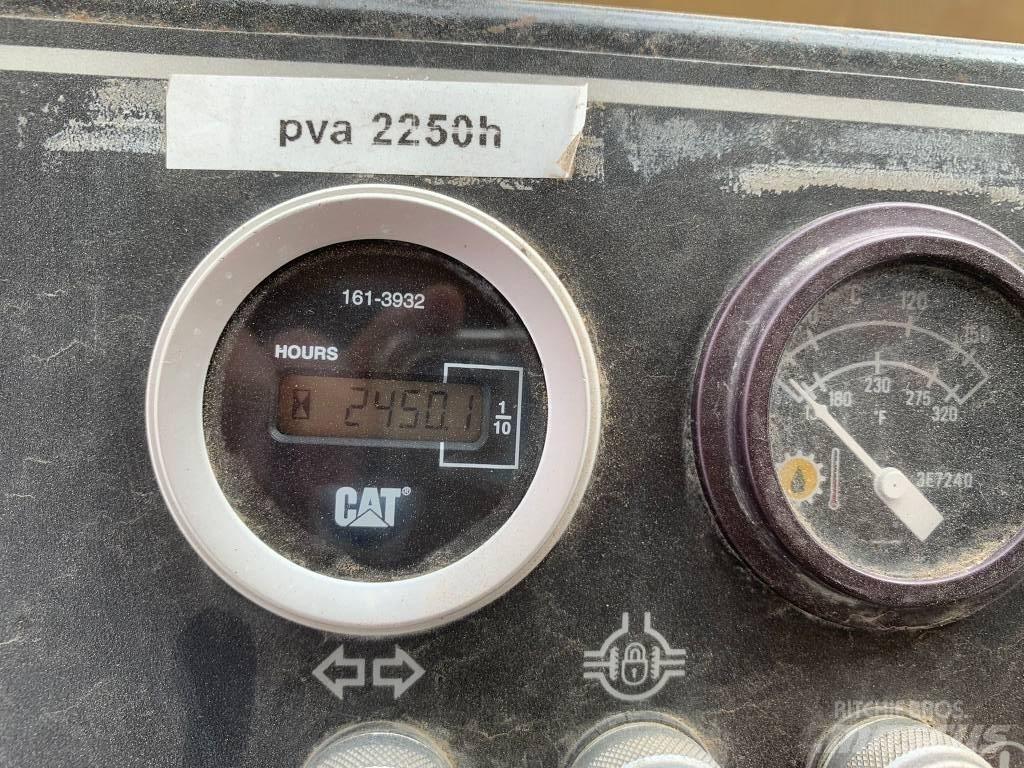 CAT PS 300 B Pneumo volai