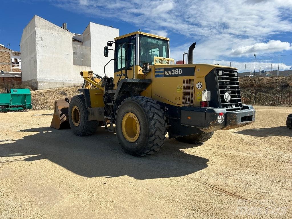 Komatsu WA 380-5 Naudoti ratiniai krautuvai