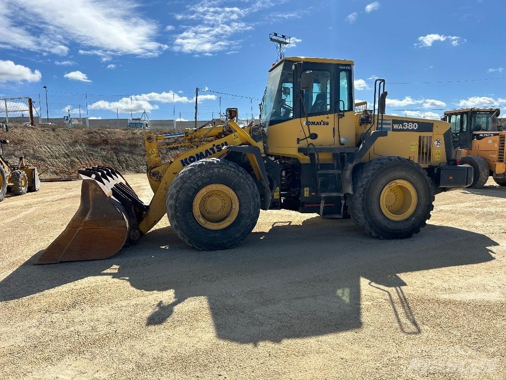 Komatsu WA 380-5 Naudoti ratiniai krautuvai