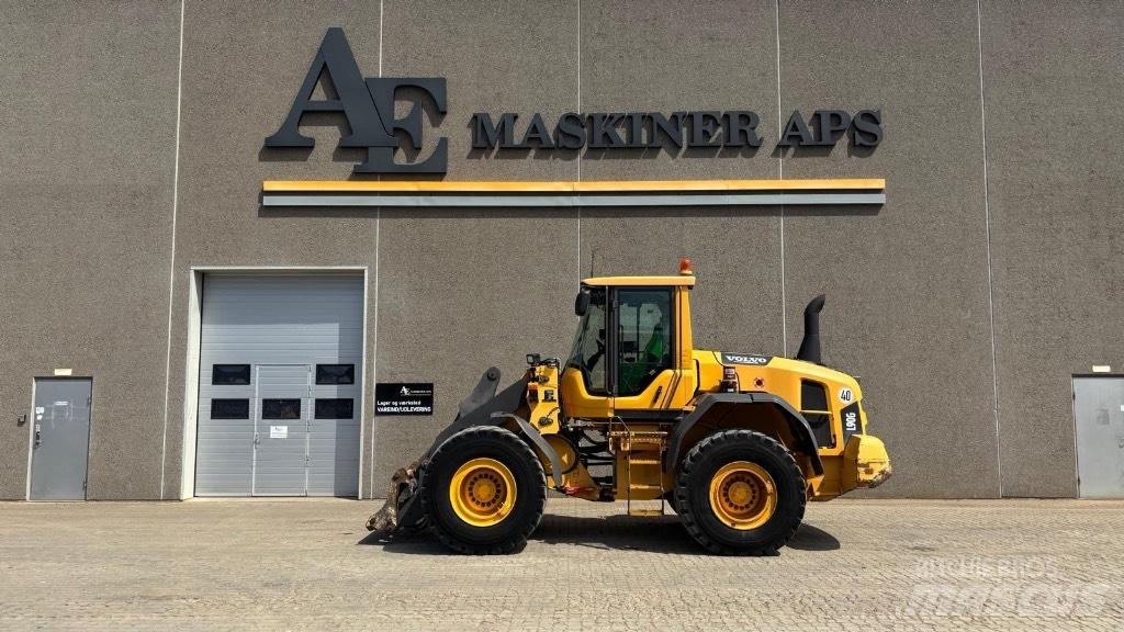 Volvo BM L 90 G Naudoti ratiniai krautuvai