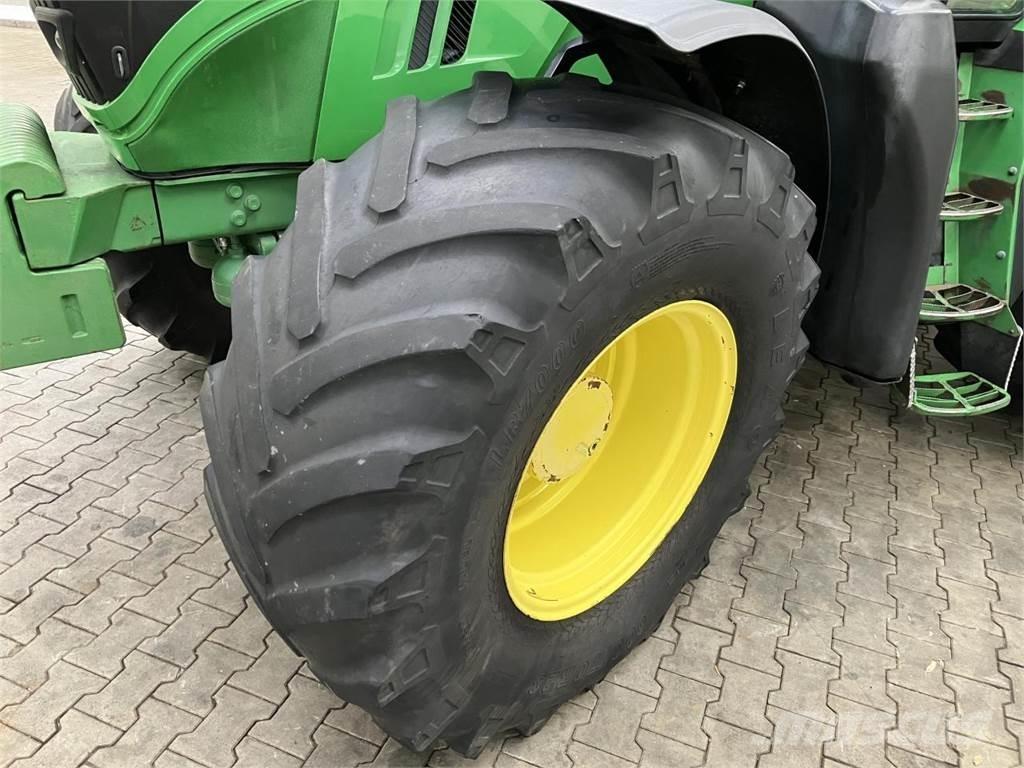 John Deere 6170R Traktoriai