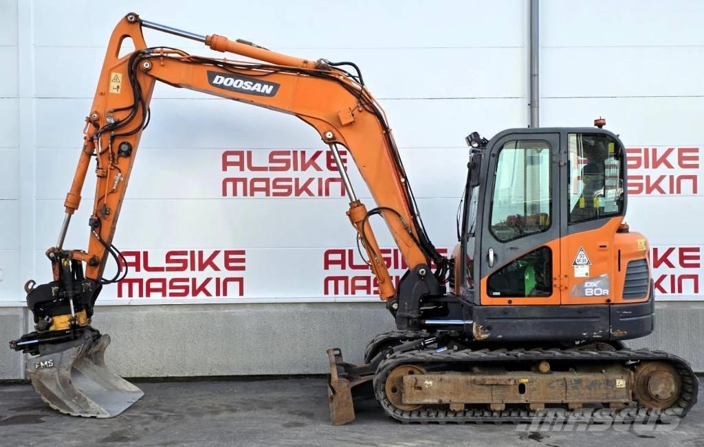 Doosan DX 80 R Vidutinės galios ekskavatoriai 7-12 t