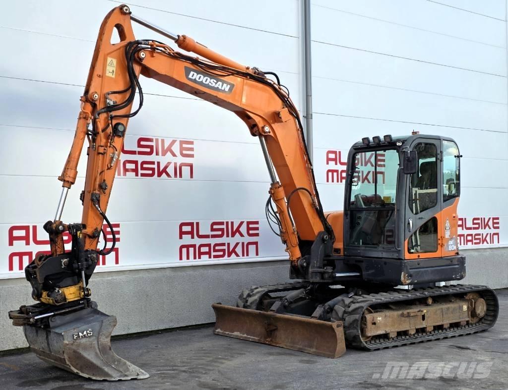 Doosan DX 80 R Vidutinės galios ekskavatoriai 7-12 t