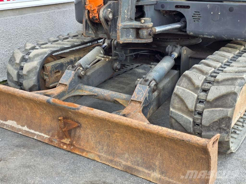 Doosan DX 80 R Vidutinės galios ekskavatoriai 7-12 t