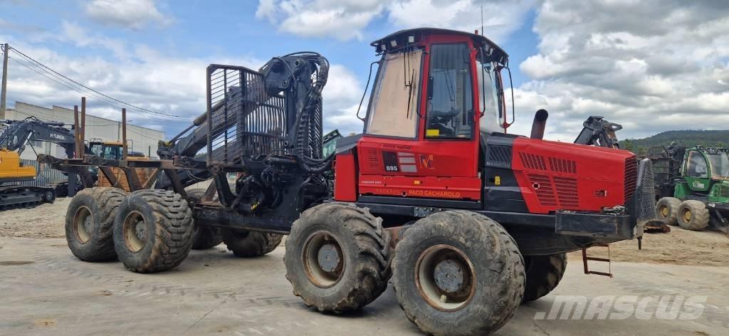 Komatsu 895 Naudoti miškovežiai (Forvarderiai)