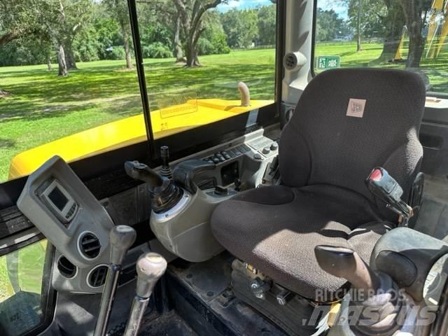 JCB 85 Z-1 Vikšriniai ekskavatoriai