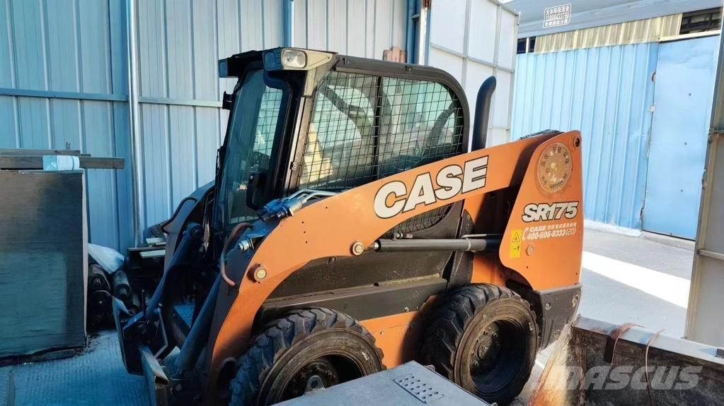 CASE SR 175 Krautuvai su šoniniu pasukimu
