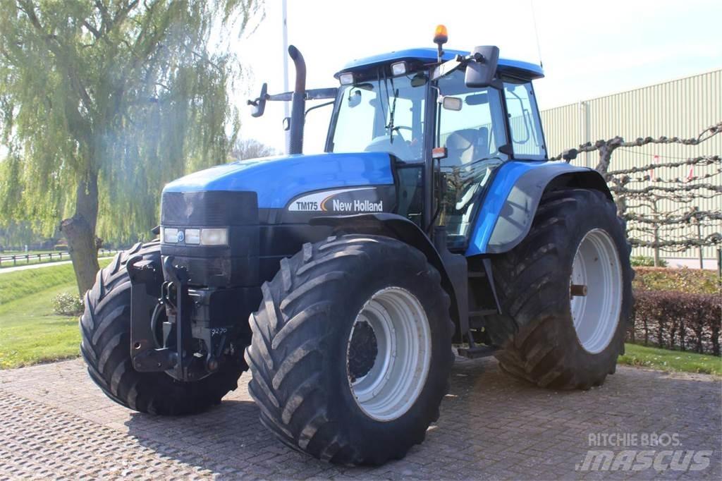 New Holland TM175 Traktoriai
