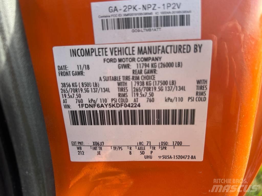 Ford F650 Platformos/ Pakrovimas iš šono