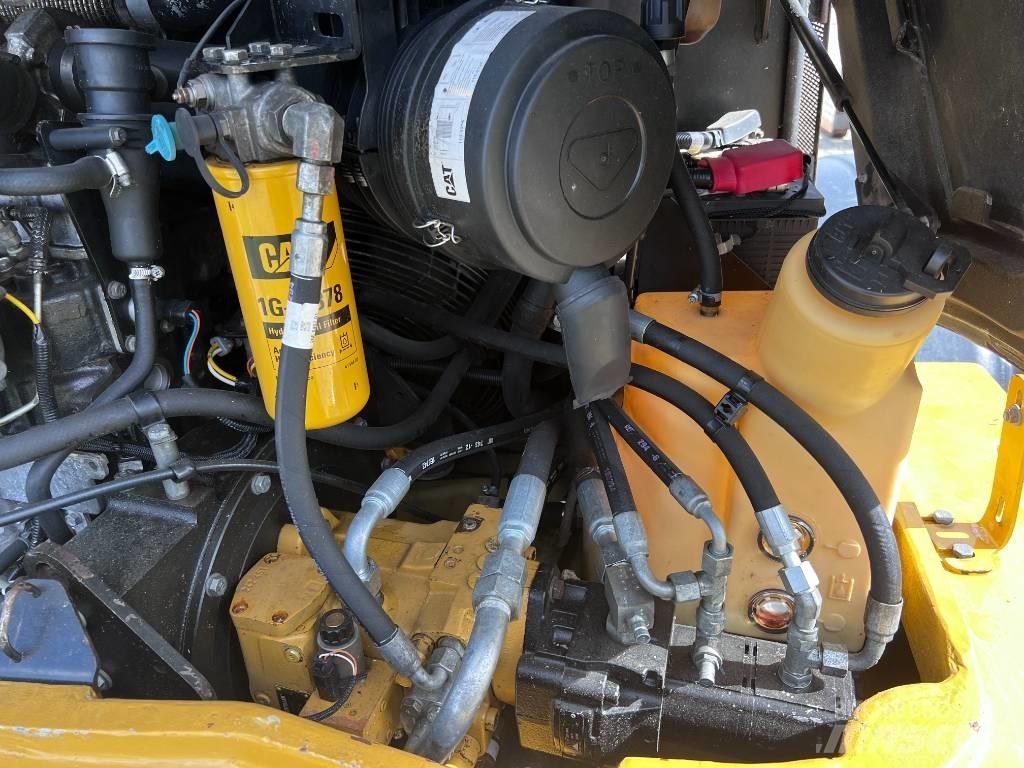 CAT 908 H Naudoti ratiniai krautuvai