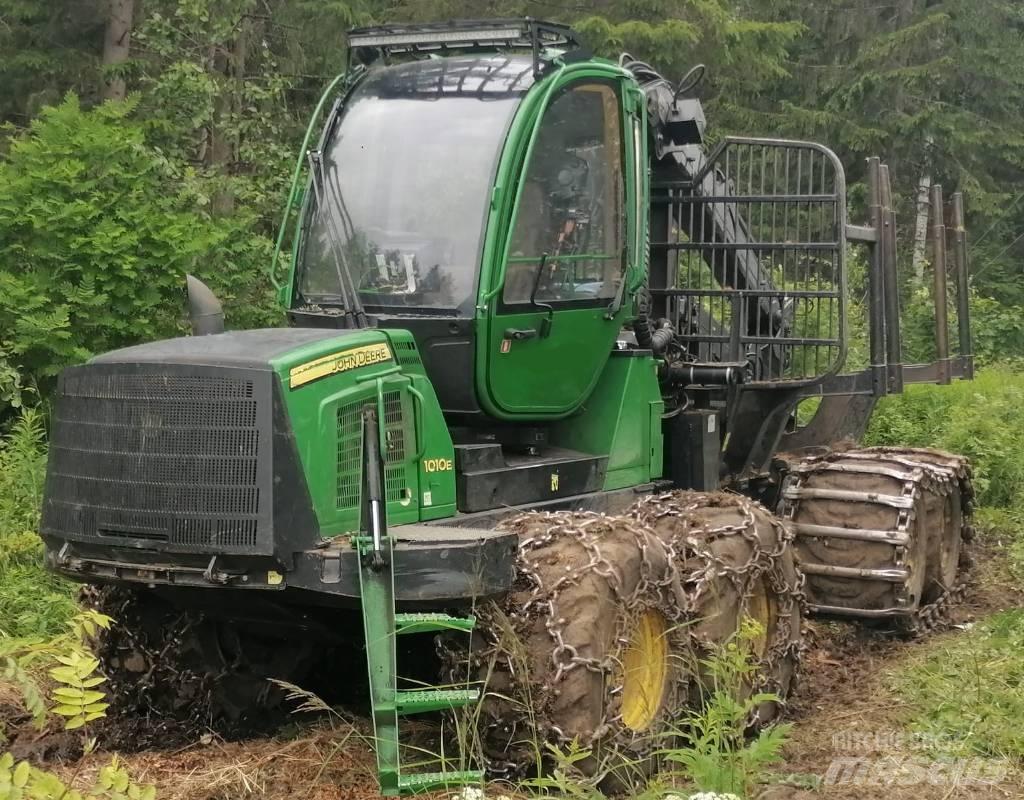 John Deere 1010 E Naudoti miškovežiai (Forvarderiai)