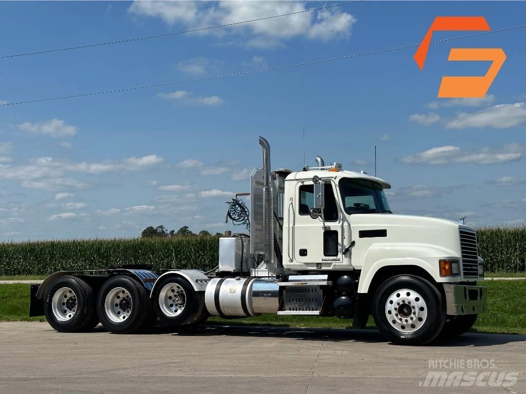 Mack Pinnacle CH613 Naudoti vilkikai