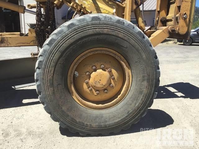 CAT 140 G Greideriai