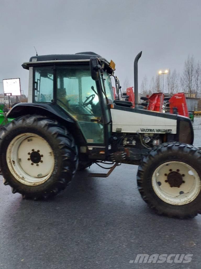 Valtra Valmet 900 Traktoriai