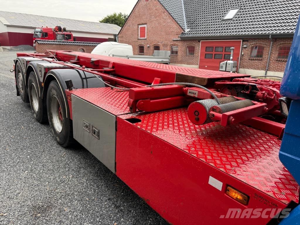 Scania R520 8x4 Savivarčiai su kabeliniu keltuvu