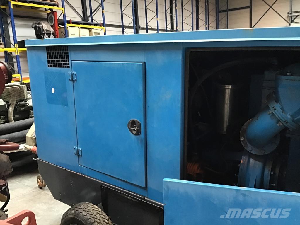 Iveco 1 USED Vandens siurbliai