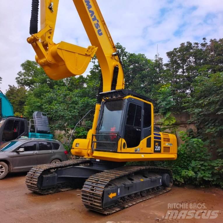 Komatsu PC 220-7 Vikšriniai ekskavatoriai