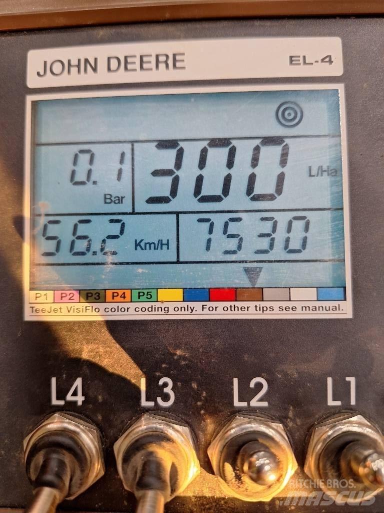 John Deere 740 Prikabinami purkštuvai