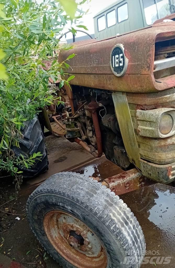 Massey Ferguson 165 Traktoriai