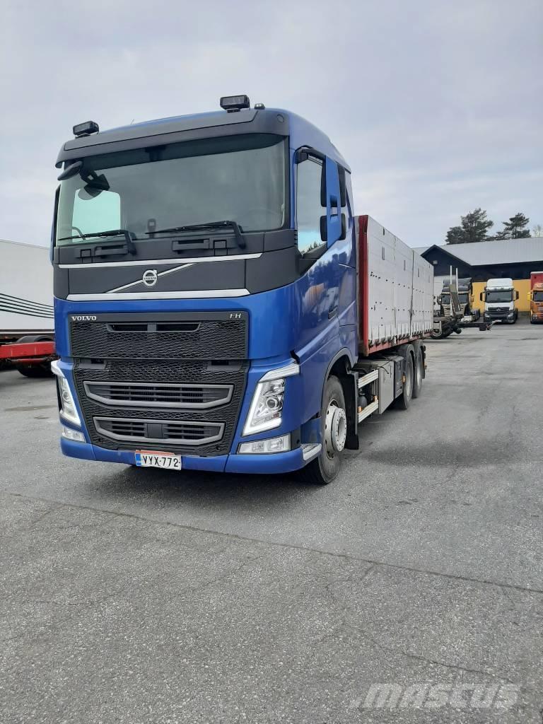 Volvo FH 13 Savivarčių priekabų vilkikai