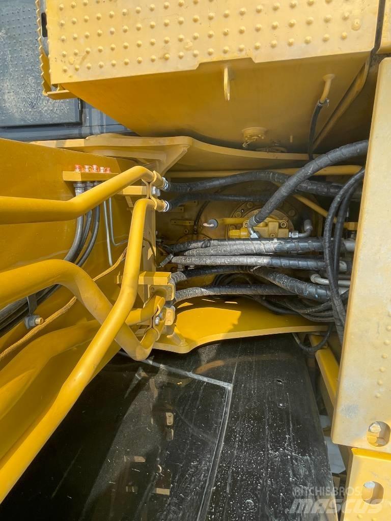 CAT 315 Vikšriniai ekskavatoriai
